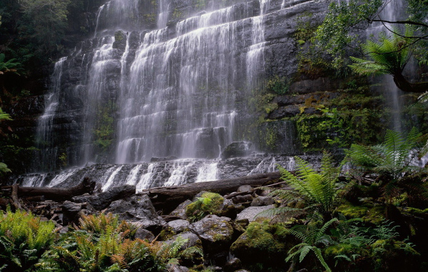 Водопад Рассел Фолс