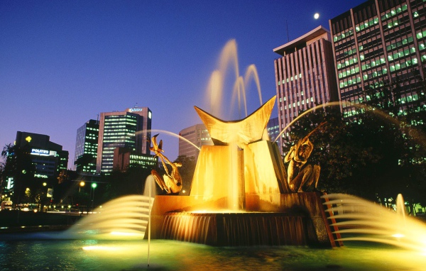 Victoria Square Fountain / Adelaide /  Australia