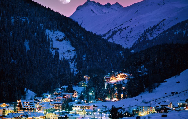 Св.  Антон в Arlberg, Тироль, Австрия