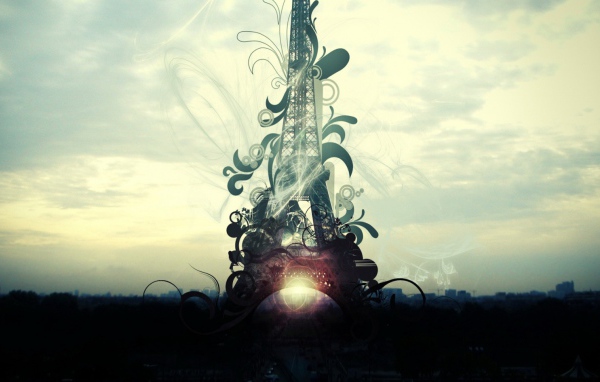 Парижская Башня в сумраке