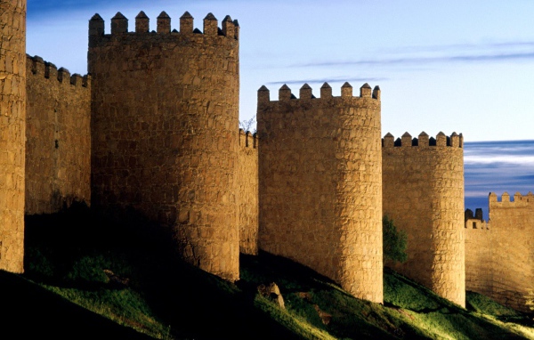 Замок Авила