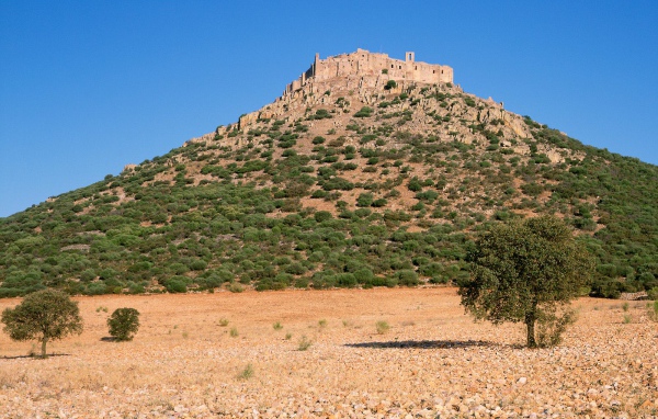 Руины замка - Испания