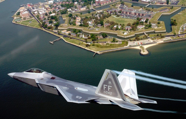 Хищник F-22 США