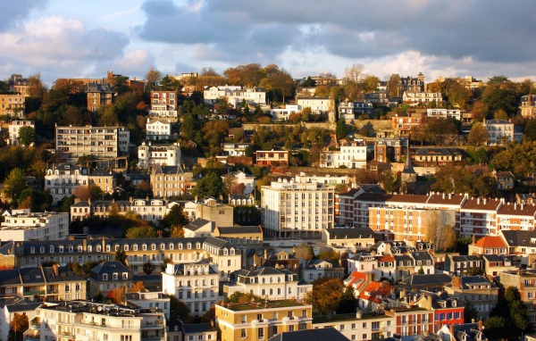 Домики на холме