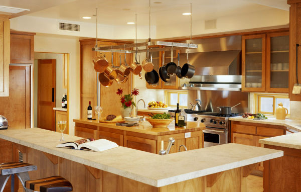 Красивая обстановка кухни