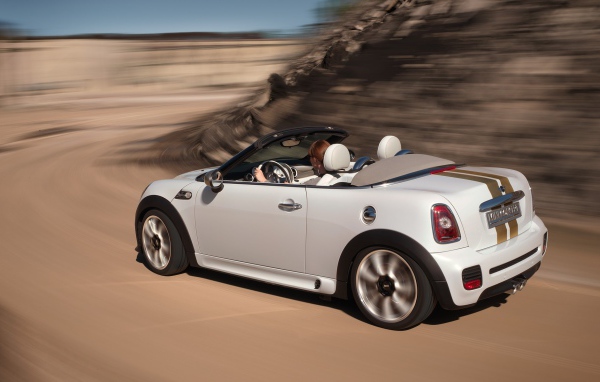 Автомобиль Мини