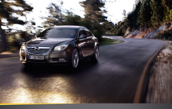 Автомобиль Opel