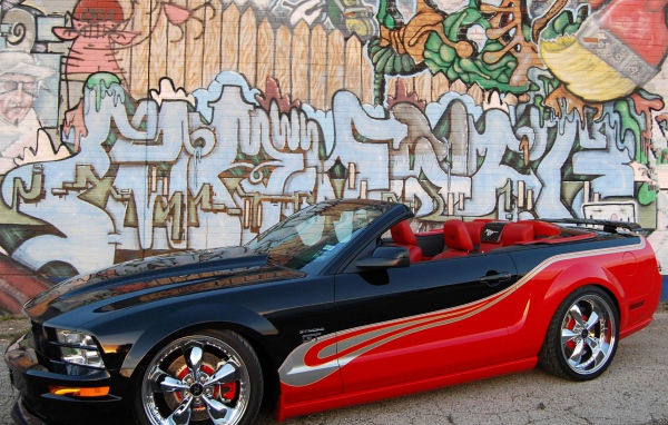 Кабриолет и граффити