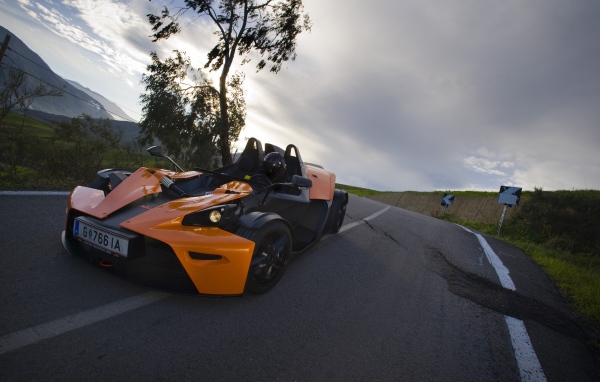 Необычный спорткар