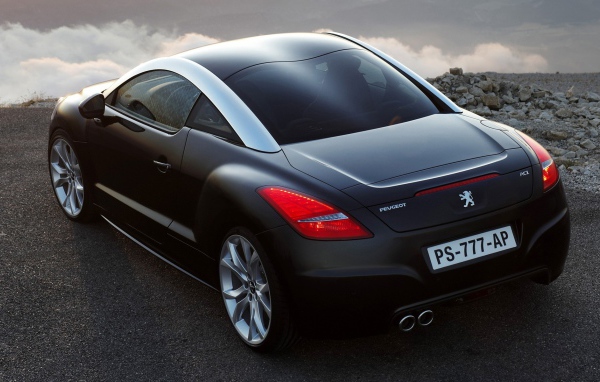 Черный Peugeot