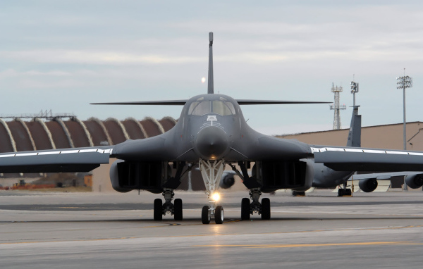 Военная авиация / стратегический бомбардировщик