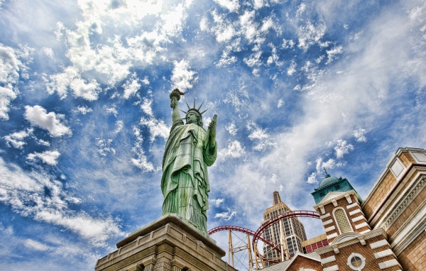Статуя свободы