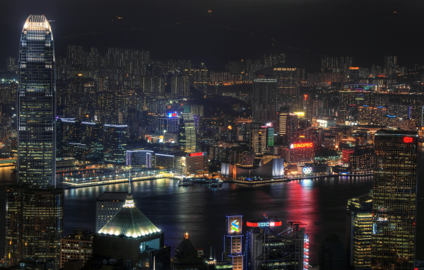 Ночь в Гонг Конге