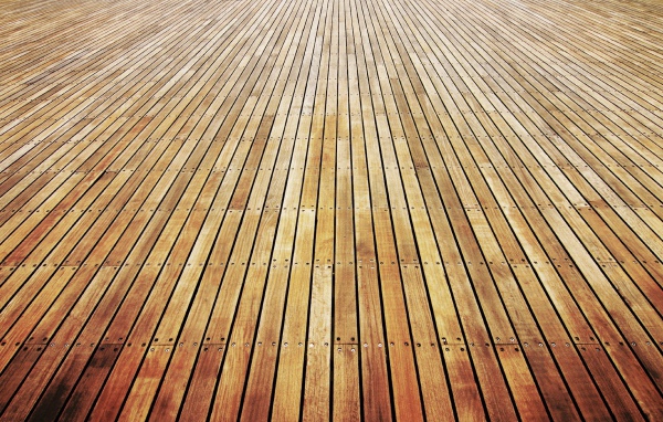 Деревянный пол