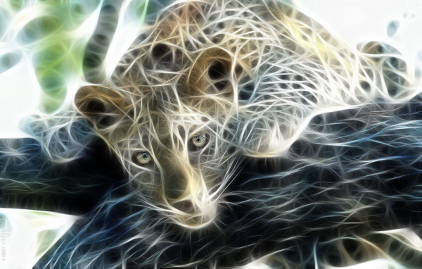 Львица на дереве