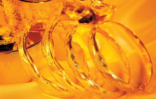 Золотые украшения