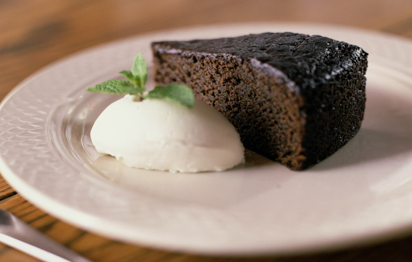 Кусочек шоколадного пирога