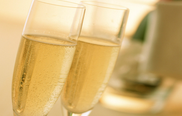 Парочка шампанского