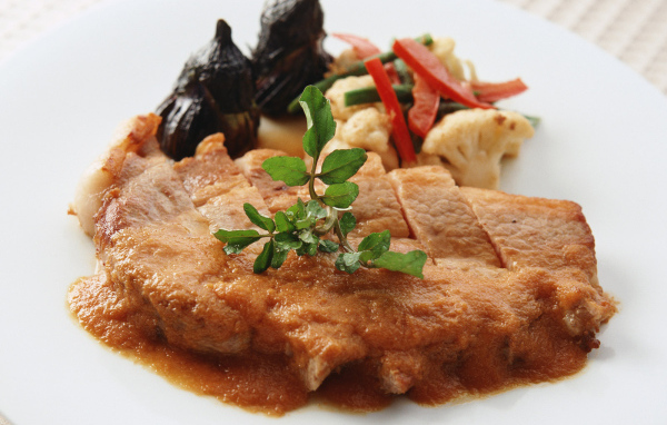 Мясное блюдо с цветной капустой