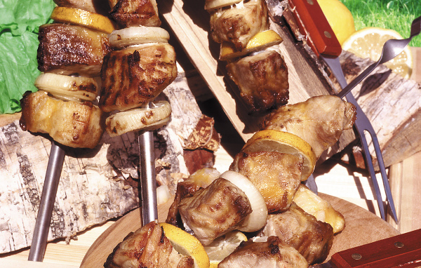 Шашлык с лимоном и луком