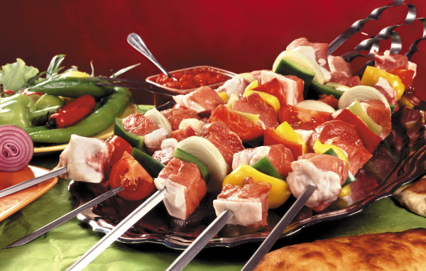 Шампуры с шашлыком