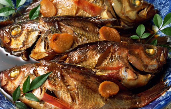 Рыба с яблоками