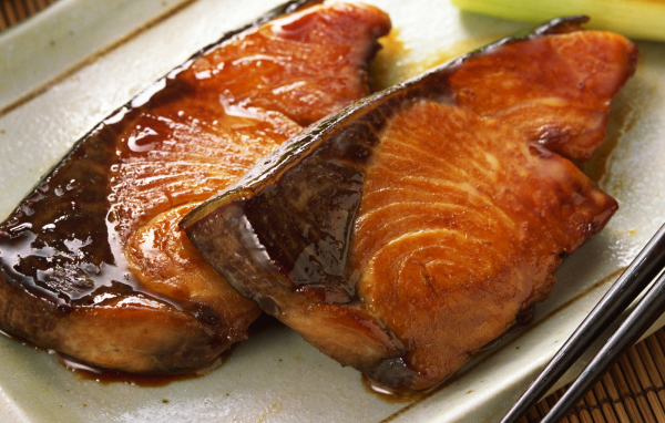 Обжаренные кусочки рыбы