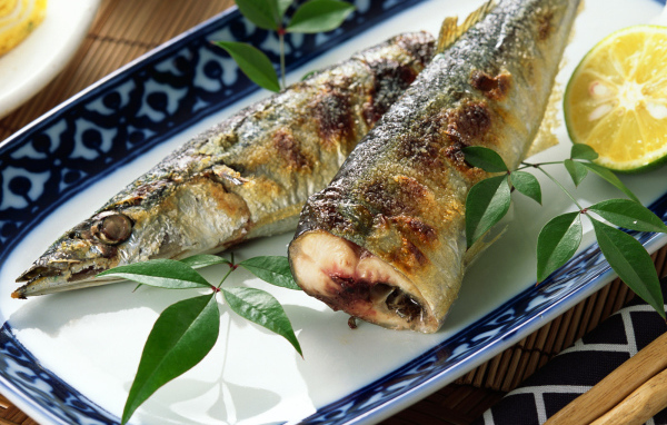 Вкусная рыбка на блюде