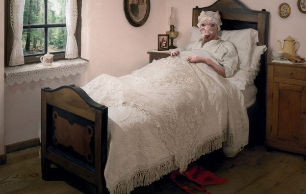 Странная бабушка