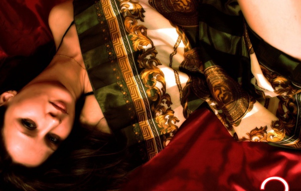 Нежная девушка