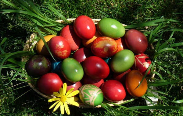Разноцветные Пасхальные яйца