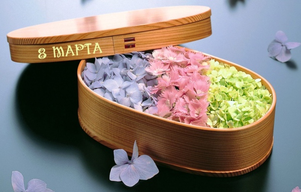 Коробочка с цветами
