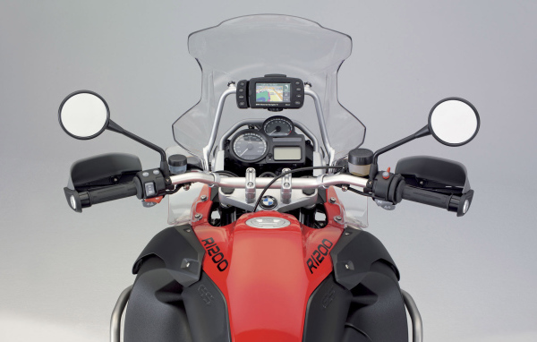 Мотоцикл BMW R1200 красный