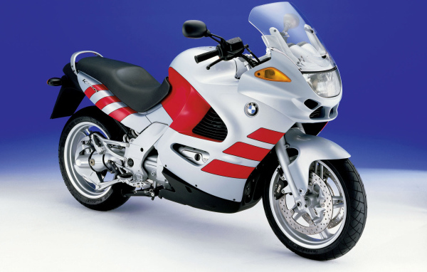 Полосатый байк от БМВ