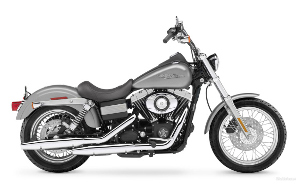 Harley Davidson мощь скорость известность
