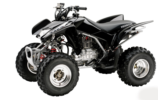 Красавец Honda 4 квадроцикл
