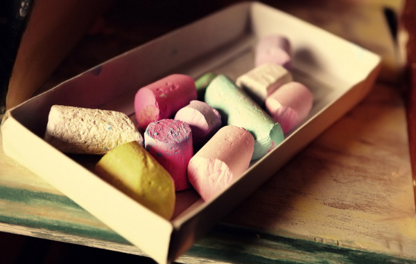 Коробка с мелками