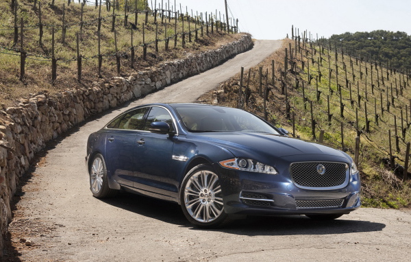 New Jaguar-XJ-Supercharged