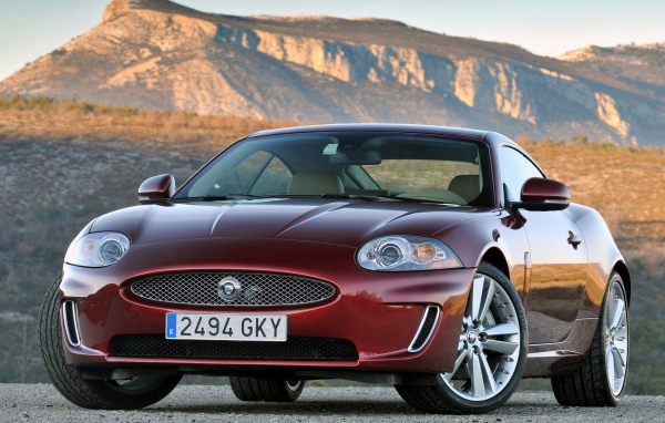 Jaguar XK Coupe