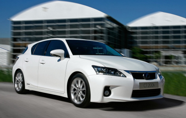 Lexus-CT 200h 2011