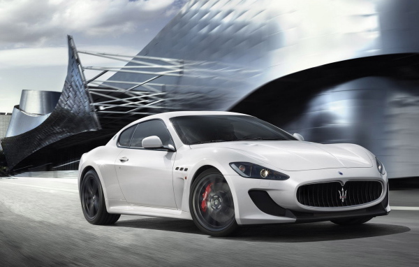Мазерати ГранТуризмо MC 2012