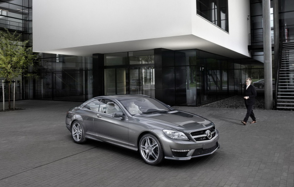 Инновационные технологии Мерседес Бенц CL63 AMG