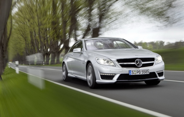 Обновленный Мерседес Бенц CL63 AMG