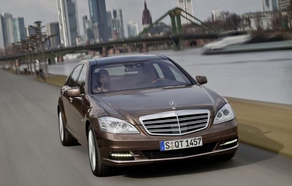 Новый Мерседес Бенц S класса