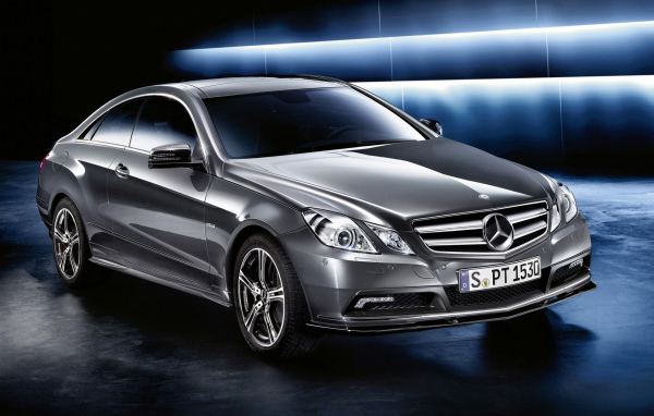 Mercedes-Benz E350 CGI Coupe Sport