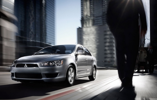Mitsubishi Lancer in City