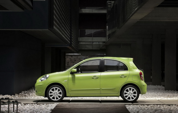 Ниссан Микра 2011