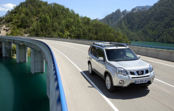 Ниссан X-Trail 2011