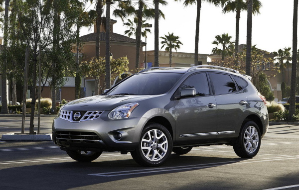 Nissan-Rogue 2011