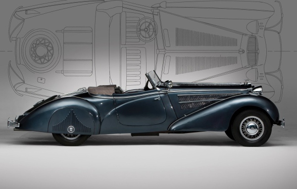 Классический автомобиль